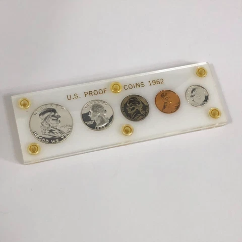 (1) 1962 United States SILVER Proof Set in * CAPITAL * Plastic Holder Cover