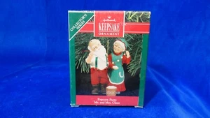 Hallmark Ornament 1990 Popcorn Party Mr and Mrs Claus #5 in Series NIB - Picture 1 of 4