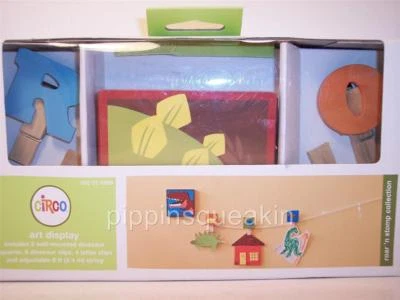Circo Dinosaur Clips Adjustable Roar n Stomp Wall Art Display - Image 1 of 2