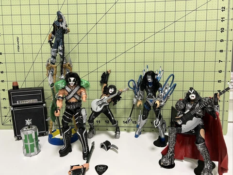 Kiss Gene Simmons The Demon Special Edition 5 Figure McFarlane Toys Set Cover