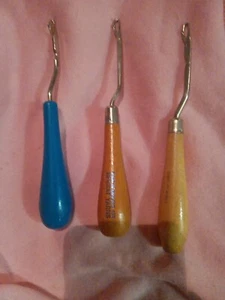 3 x Riegel Haken Holzgriff Handwerk Weben Teppich Haken Werkzeug - Bild 1 von 2