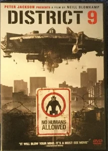 District 9 DvD - Picture 1 of 2