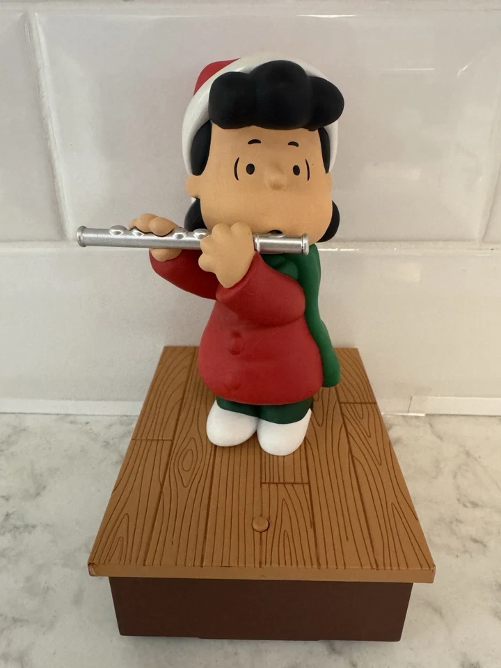 Hallmark Lucy PEANUTS Wireless Band 2011  Tested - Image 1 of 4