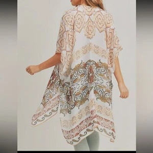 NWT Boho and Paisley Print Kimono Taupe - Picture 1 of 4