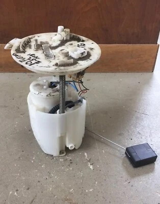 2010 Ford Fusion 2.5L Fuel Pump AE539H307FA - Image 1 of 4