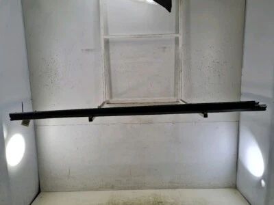 Minigonna Destra - Land Rover Range Rover I PH.1 - Bianco - LR027282 - M6-9666 - Immagine 1 di 2