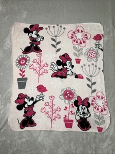 Vintage Mädchen MINNIE MOUSE rosa lila Blumen Herz Fleece 30x33" Babydecke - Bild 1 von 4