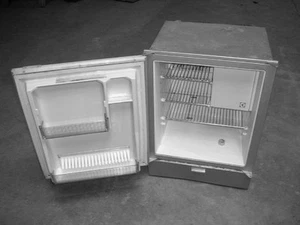 DOMETIC RV MOTORHOME REFRIGERATOR SERVICE MANUAL Set...TRAILERS & 5TH WHEELS - Bild 1 von 4