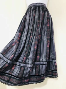 Vintage Satin Skirt Purple Floral William Morris Boho Pleated Size 16 Quality  - Picture 1 of 9