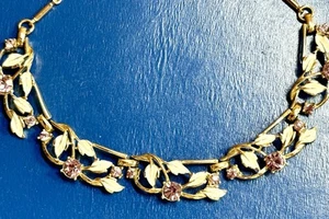 Vgt 50’s Coro Purple Lilac Rhinestone Necklace W/ White Enamel Leaves GP - Picture 1 of 6