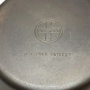 Griswold No.9 11 1/4" Small Logo Cast Iron Skillet-Restored-Spins-Small-crack - Picture 1 of 9