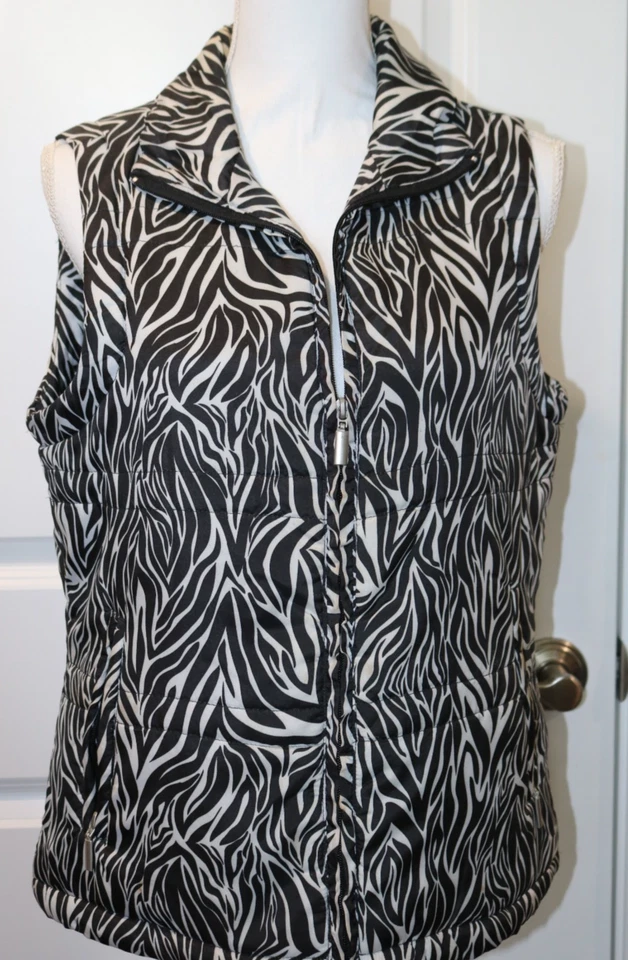 Vest Jane Ashley Medium Black White Animal Print Zip Quilted Puffer Lined - Image 1 of 1