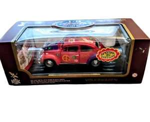 ROAD LEGENDS 1:18 1967 VOLKSWAGEN BEETLE ESPECIAL EDITION - Picture 1 of 4