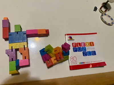 Brainwright FLEXI PUZZLE Cube Bendy Stretchy 3D Brain Puzzle 80 Puzzles - Image 1 of 3