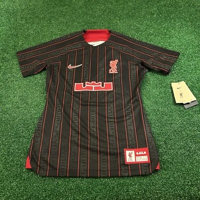 Nike Liverpool FC Леброн Джеймс Джерси женщин маленький черный красный тонкий Dri-Fit новый - Изображение 1 из 4