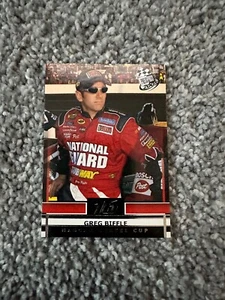 Tarjeta coleccionable Greg Biffle 2005 Press Pass #16 serie Nascar Nextel Cup - Imagen 1 de 2