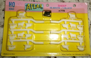 NEU Atlas #779 HO Spielzeug Zug Maßstab Schaf 18-weiß 1-schwarz - Bild 1 von 1