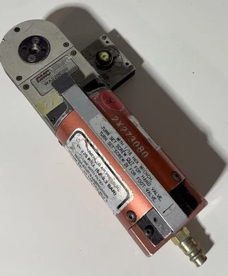 Herramienta neumática de prensado Daniels Mfg Corp (DMC) WA22 - WA22BESS con lateral Foto 1 de 4