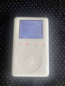 Apple M9244B/A iPod Classic 3rd Generation 30GB - Picture 1 of 7