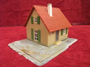 HO SCALE HOTEL, STORE ,OFFICE, HOUSE , ACCESSORYS EXTRAVAGANZA2~LOT82 - Picture 1 of 12