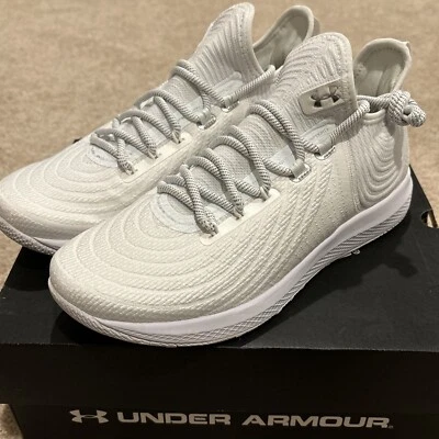 Zapatos UNDER ARMOUR Harper 4 (TURF) Nuevos Talla Hombre 10.5. Edición Las Vegas. Foto 1 de 4