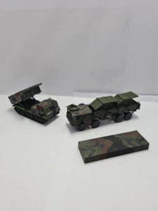 Panzer Mars M270 Artillerieraketensystem u. LKW MAN 8x8 mit 2 Schuttkontainer - Bild 1 von 1