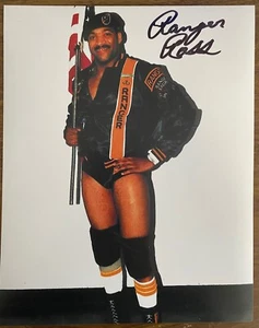 FIRMADO RANGER ROSS 8x10! WCW WRESTLING! TBS! CLASH OF CHAMPIONS! - Imagen 1 de 1
