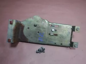 Jeep Grand Wagoneer 87-91 Rear Passenger Door Window Regulator Mount Bracket - Foto 1 di 4