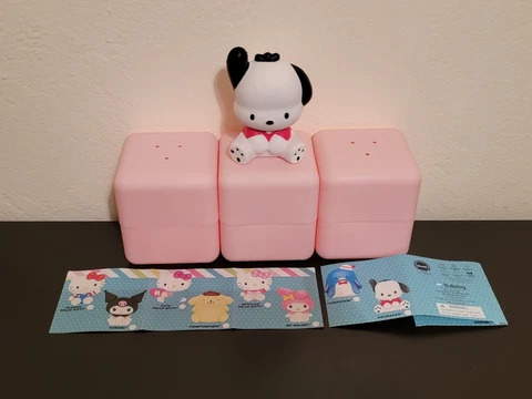 Bullsitoy Disney Squish 'Ums! Series 1 Pochacco Cover