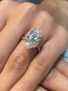 5 kt simulierter Diamant 4 Krappen Verlobungsring 14 K Rosévergoldet Silber - Bild 1 von 7