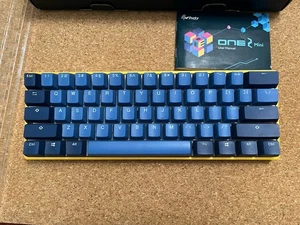 Ducky One 2 Mini Custom Anodowane aluminium 60% Cherry Mx Red Silent Rbg Podświetlane - Zdjęcie 1 z 5