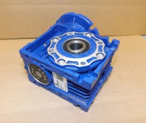 New Motovario 5:1 Worm Gear Reducer NMRV-040 NOS - Picture 1 of 7