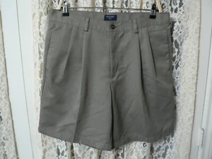 *DOCKERS MEN 34 (34x8) KHAKI MICROFIBER KHAKI DRESS SHORTS-MID RISE-PLEATED-EUC - Picture 1 of 8