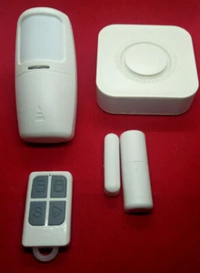 Wireless Home Garage Shed Security Alarm System Smart Phone Siren/PIR/Sensor - Picture 1 of 7