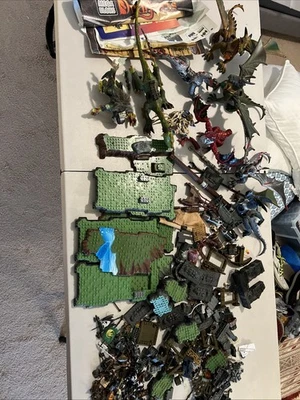 MEGA BLOKS DRAGONS KRYSTAL WARS Huge Lot Figures - Image 1 of 4