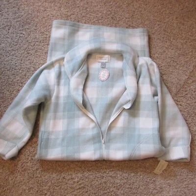 NUEVO CON ETIQUETAS Amanda Stewart Pequeño Verde Menta Blanco Vellón Largo Cálido Bata Cremallera Completa Pkts Foto 1 de 2