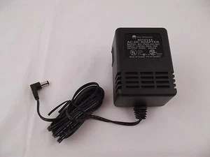 Netgear PWR-002-001 5V DC 800mA Bay Networks AC Adapter Netzteil 12-4 - Bild 1 von 4