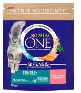 Purina ONE 7+ Senior Dry Cat Food Rich in Salmon 750g, Pack of 4 - Picture 1 of 4