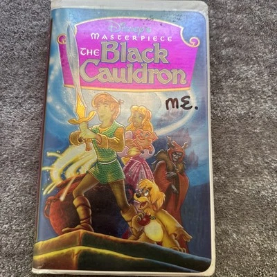 Disneys Masterpiece The Black Cauldron. Clamshell VHS - Image 1 of 4