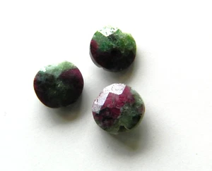 Ruby In Zoisite, Faceted Flattened Coinish Beads, 7-8mm Approx, Bag Of 3, No 2 - Bild 1 von 1