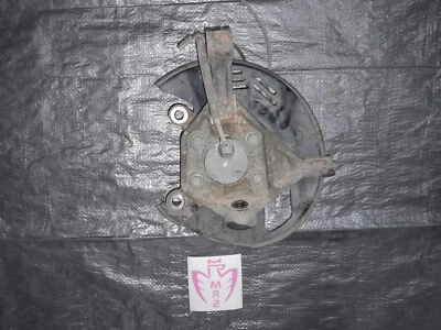 RIGHT PASSENGER FRONT Spindle With Hub OEM 2000 2005 Toyota MR2 SPYDER 01 02 03 — 第 1/3 张图片