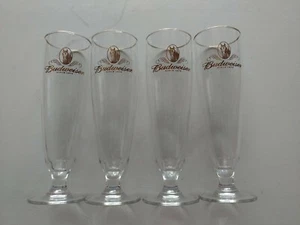 Lotto 4 bicchieri Budweiser Flat Foot Pilsner logo oro con Clydesdale - Foto 1 di 3