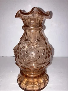 VINTAGE 1929-1939 PINK DEPRESSION GLASS VASE 8"H FLORAL SCALLOP EDGE - Picture 1 of 5