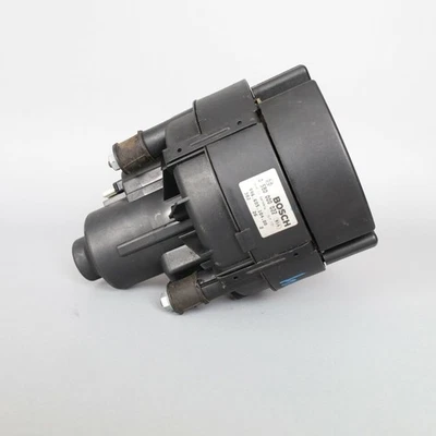 2000-2004 Porsche 911 Boxster Secondary Air Pump 99660510400 OEM Used - Image 1 of 4