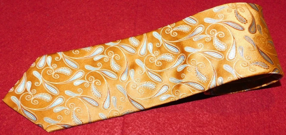 TED BAKER HECHO EN EE. UU. BEIGE/ORO/AZUL PAISLEY CORBATA - CORBATAS - CORBATAS DE DISEÑADOR. Foto 1 de 3