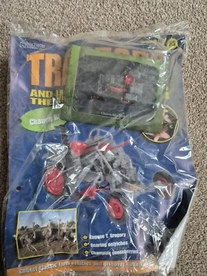 1/43 HACHETTE UNIVERSAL HOBBIES TRACTOR WORLD OF FARMING 1954 CHAUVIN R6 MODEL - Image 1 of 3