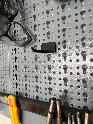 3DRUCKSCHMIEDE Küpper Lochwand Zubehör - 10x Stielhalter / Haken für Werkzeug und Ordnung