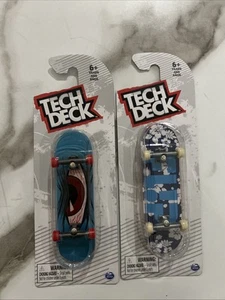 Tech Deck: Toy Machine Eye Skateboard Co. Flip Skateboard Co. Hibiscus Blossoms - Bild 1 von 2