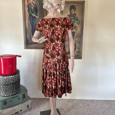 Vestido de fiesta de cóctel vintage de los años 50 papel pintado floral hombro frío Madmen L Foto 1 de 4