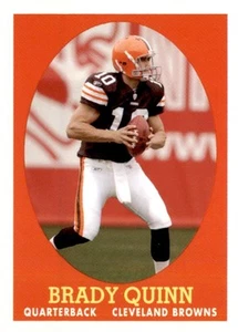 2007 Topps #1 Brady Quinn Turn Back the Clock - Picture 1 of 2